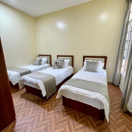 Deluxe Apartment مسقط المظهر الخارجي الصورة