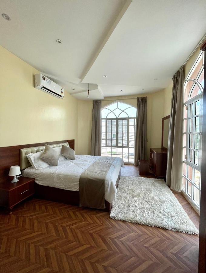 Deluxe Apartment مسقط المظهر الخارجي الصورة