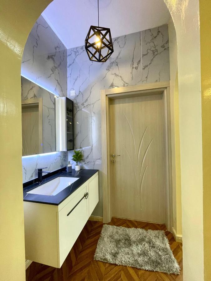 Deluxe Apartment مسقط المظهر الخارجي الصورة