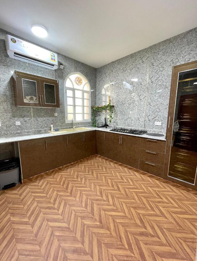 Deluxe Apartment مسقط المظهر الخارجي الصورة